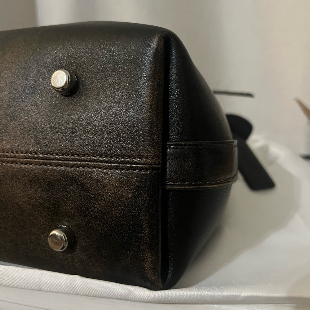 Coach Empire 28 Loved Leather - Picture 8 of 12